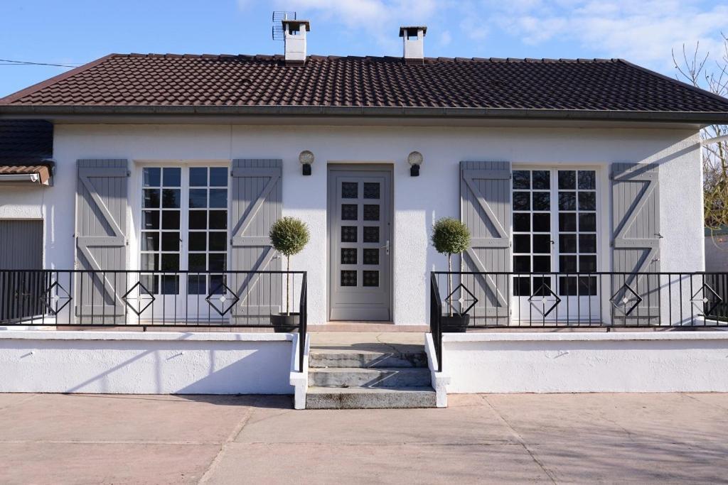 Les Villas Du Domaine De Suzel Vignieu Buitenkant foto