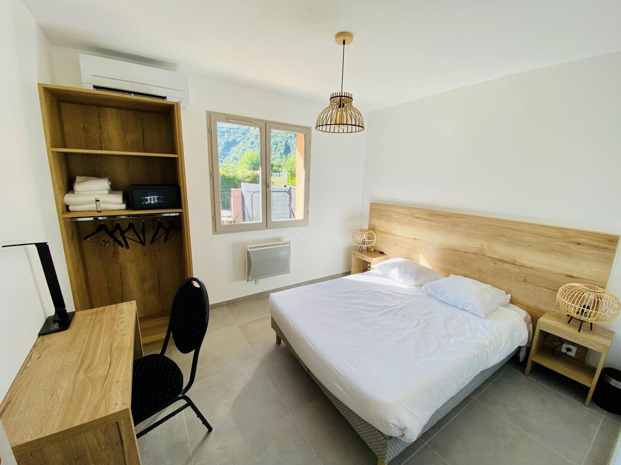 Les Villas Du Domaine De Suzel Vignieu Buitenkant foto